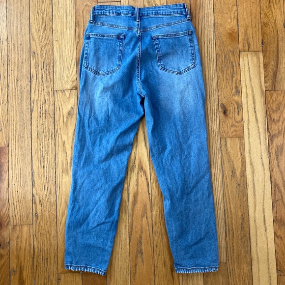 Wild Fable Distressed High Rise Mom Jeans Size 4 - Picture 7 of 7